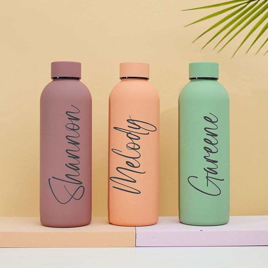 Sports Water Bottle Insulated - Personalisierte Wasserflasche aus mattem Edelstahl mit